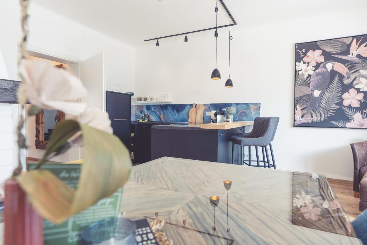 Anna Pertl - Lieblingsquartier Aparthotel Sankt Gilgen Luaran gambar